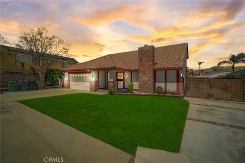 $999,000 - 4Br/2Ba -  for Sale in Chino