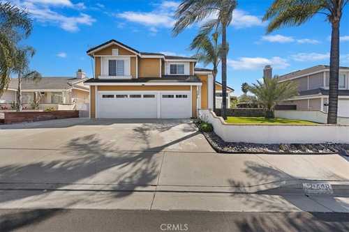 $645,000 - 3Br/3Ba -  for Sale in Moreno Valley