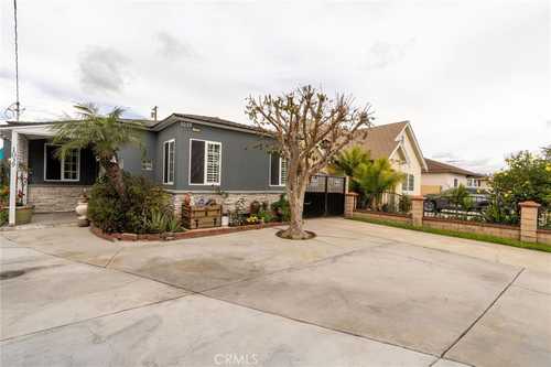 $815,000 - 2Br/3Ba -  for Sale in ,other, Santa Ana