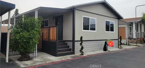 $329,000 - 3Br/2Ba -  for Sale in Paramount
