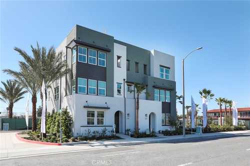 $1,205,990 - 3Br/4Ba -  for Sale in ,the Jessup, Tustin