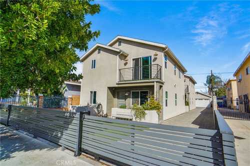 $1,699,000 - 8Br/6Ba -  for Sale in North Hollywood