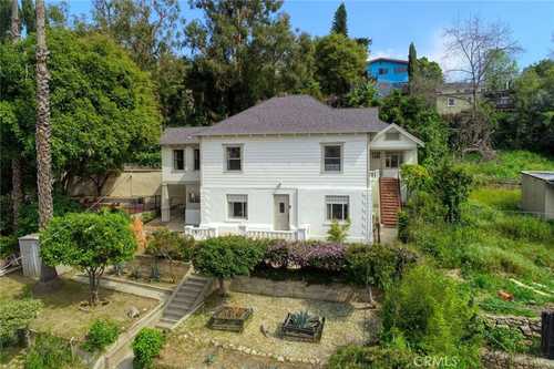 $1,500,000 - 4Br/2Ba -  for Sale in Los Angeles