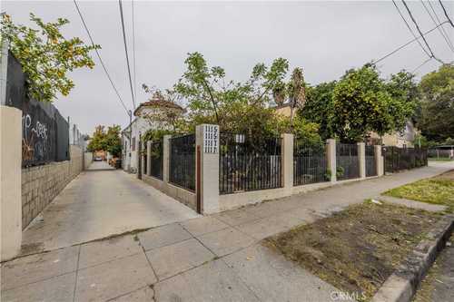 $1,999,000 - 9Br/8Ba -  for Sale in Los Angeles