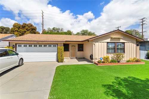 $1,059,000 - 3Br/2Ba -  for Sale in Plaza South Of Spring (pzs), Long Beach