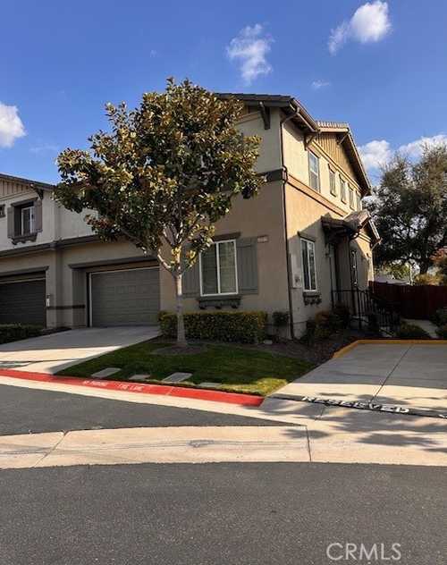 $512,800 - 3Br/3Ba -  for Sale in Grand Terrace