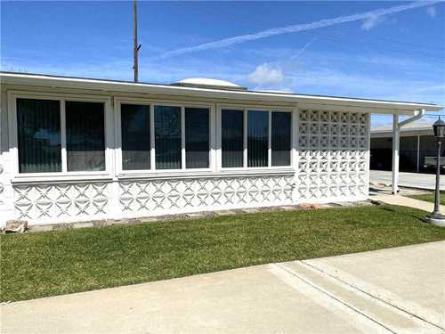 $395,000 - 2Br/1Ba -  for Sale in Leisure World (lw), Seal Beach