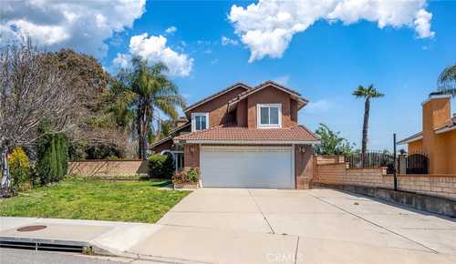 $880,000 - 3Br/3Ba -  for Sale in Chino Hills