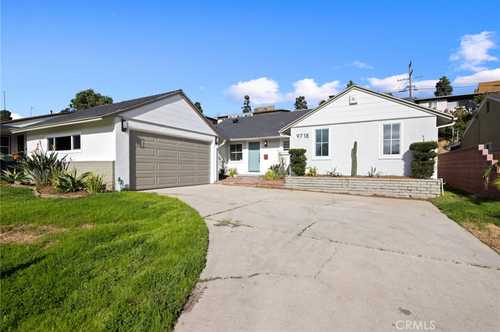 $975,000 - 3Br/2Ba -  for Sale in Inglewood