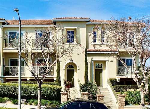 $924,999 - 3Br/3Ba -  for Sale in Skyline Villas (skyv), Long Beach