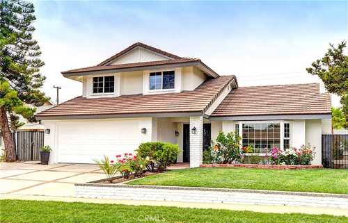 $1,199,000 - 5Br/3Ba -  for Sale in ,other, Lake Forest