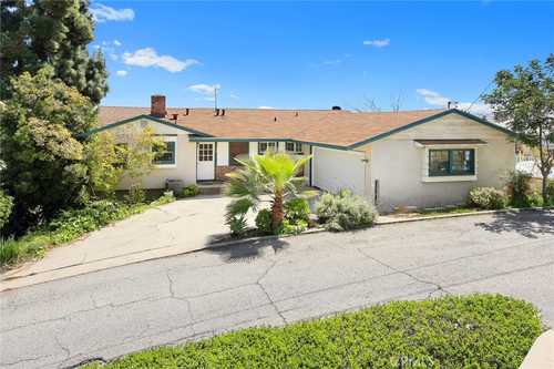 $995,000 - 4Br/3Ba -  for Sale in Alhambra