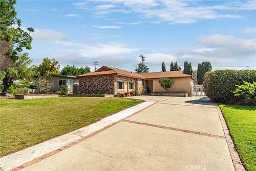 $948,000 - 5Br/3Ba -  for Sale in Claremont