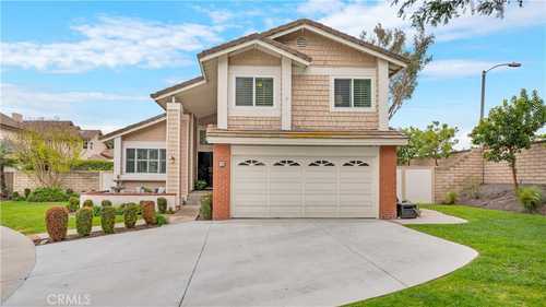 $1,828,000 - 4Br/3Ba -  for Sale in Courtside (cs), Irvine