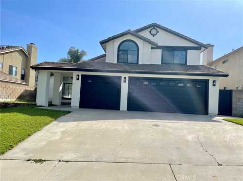 $669,900 - 4Br/3Ba -  for Sale in Lake Elsinore
