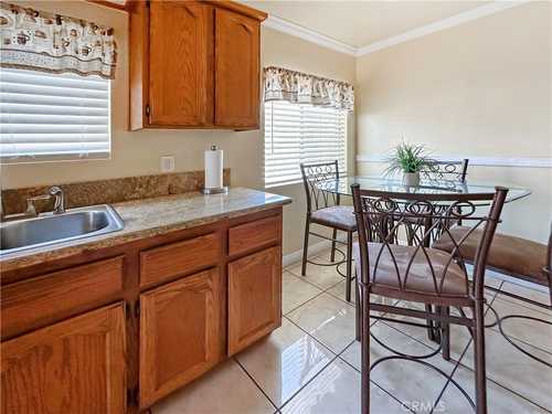 $675,000 - 3Br/1Ba -  for Sale in Compton