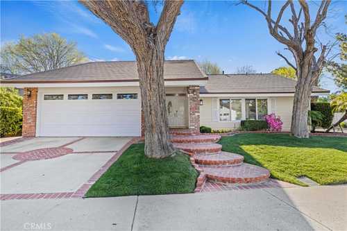 $889,000 - 4Br/3Ba -  for Sale in Old Orchard L (oor1), Valencia