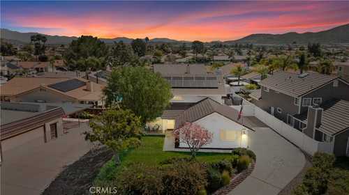 $685,000 - 3Br/3Ba -  for Sale in Canyon Lake