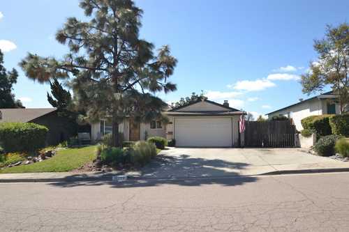 $750,000 - 3Br/2Ba -  for Sale in Santee