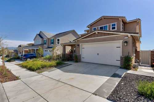 $875,000 - 4Br/3Ba -  for Sale in Temecula