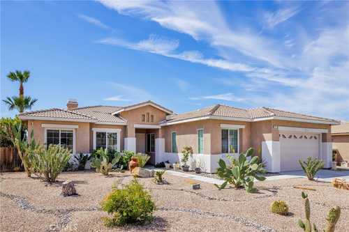 $350,000 - 4Br/2Ba -  for Sale in Hacienda Heights (34010), Desert Hot Springs