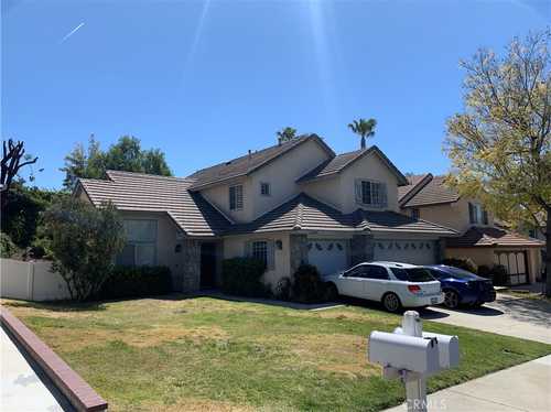 $585,000 - 4Br/3Ba -  for Sale in Moreno Valley
