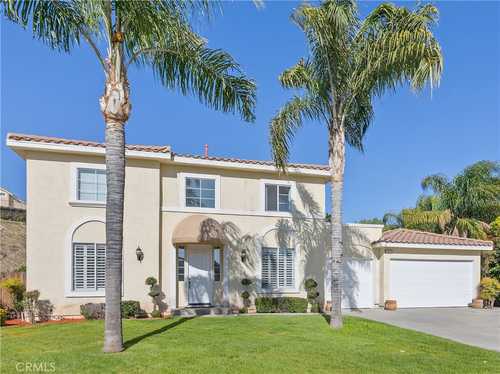 $699,999 - 5Br/3Ba -  for Sale in Highland