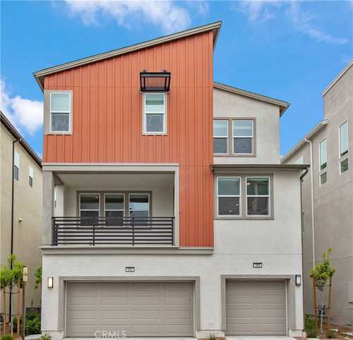 $1,280,000 - 3Br/4Ba -  for Sale in Irvine