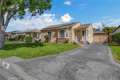 $799,999 - 2Br/2Ba -  for Sale in Downey