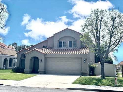 $649,999 - 4Br/3Ba -  for Sale in Highland