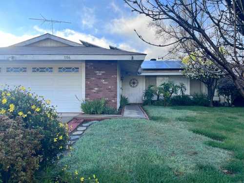$420,000 - 3Br/2Ba -  for Sale in Lake Elsinore