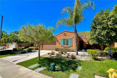 $590,000 - 3Br/2Ba -  for Sale in Lake Elsinore