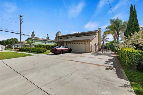 $1,250,000 - 5Br/4Ba -  for Sale in ,other, Garden Grove