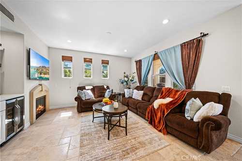$1,480,000 - 3Br/3Ba -  for Sale in Irvine