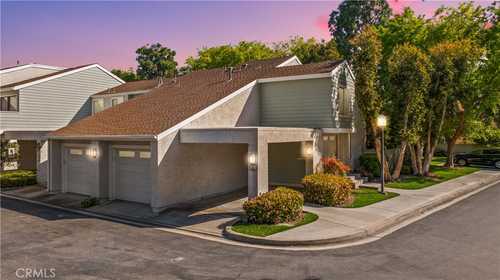 $980,000 - 3Br/3Ba -  for Sale in Windwood Townhomes (th), Irvine