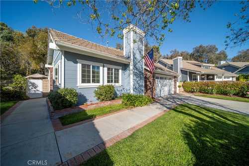 $899,999 - 4Br/3Ba -  for Sale in Cottage Hill (cthl), Valencia