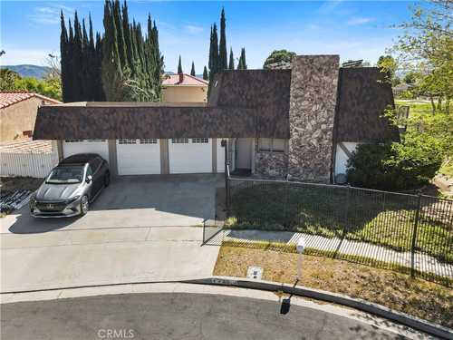 $725,000 - 4Br/3Ba -  for Sale in Palmdale