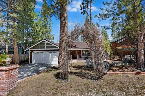 $829,000 - 3Br/3Ba -  for Sale in Big Bear Lake