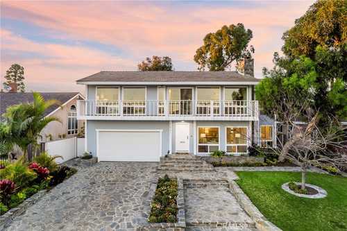 $1,995,000 - 3Br/2Ba -  for Sale in The Hill (th), Seal Beach
