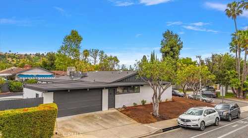$1,699,000 - 3Br/2Ba -  for Sale in Arcadia