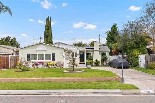 $879,000 - 3Br/1Ba -  for Sale in Anaheim