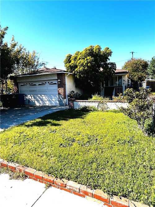 $998,000 - 4Br/2Ba -  for Sale in Hawthorne