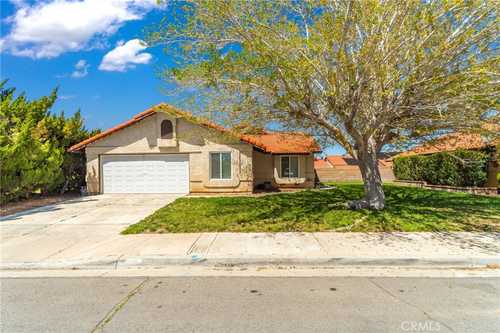 $465,000 - 4Br/2Ba -  for Sale in Palmdale