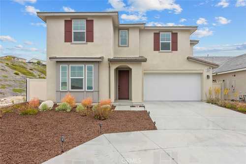 $1,185,000 - 3Br/3Ba -  for Sale in Lyra (at Skyline Ranch) (lyra), Saugus