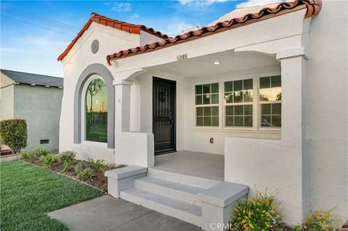 $875,000 - 4Br/3Ba -  for Sale in Compton