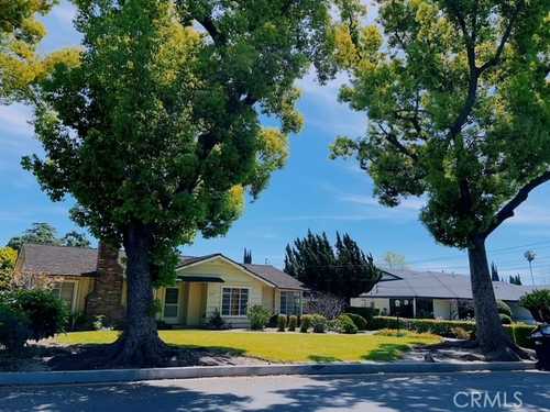 $1,550,000 - 3Br/2Ba -  for Sale in Arcadia