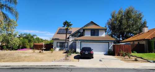 $679,900 - 4Br/3Ba -  for Sale in Temecula