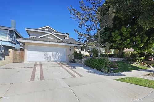 $1,690,000 - 4Br/3Ba -  for Sale in Torrance
