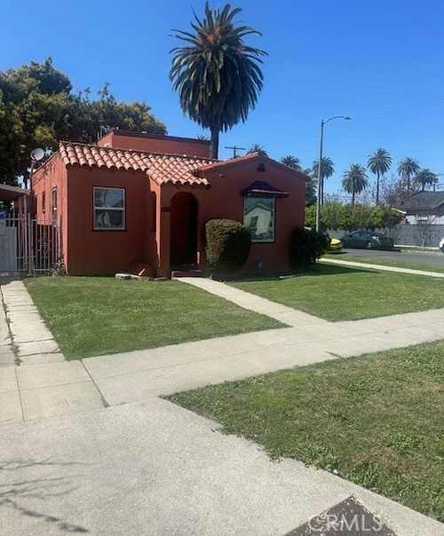 $1,050,000 - 3Br/2Ba -  for Sale in Los Angeles