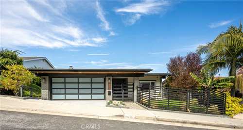 $2,195,000 - 4Br/4Ba -  for Sale in Torrance